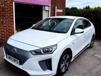 Used Hyundai Ioniq Premium SE 100 kW (136 HP) 2019 Hatchback