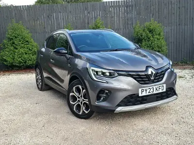 Used Renault Captur Techno 142 HP (104 kW) 2023 Grey SUV