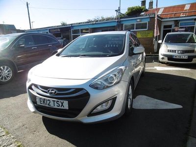 Used Hyundai i30 Active 110 HP (80 kW) 2012 Silver Hatchback