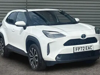 Used Toyota Yaris Hybrid Design 116 HP (85 kW) 2026 Estate
