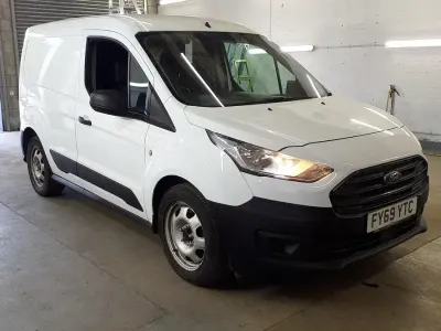 Used Ford Transit Connect 100 HP (73 kW) 2019 White MPV