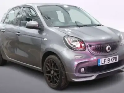 Used Smart ForFour 90 HP (66 kW) 2019 Grey Hatchback