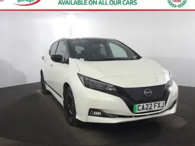 Gebraucht Nissan Leaf Tekna 160 kW (218 PS) 2022 Weiß Kleinwagen