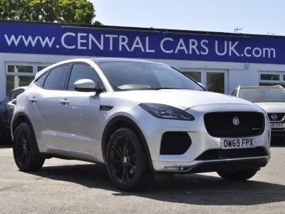 Begagnad Jaguar E-Pace R-Dynamic 180 HK (132 kW) 2020 Silver SUV