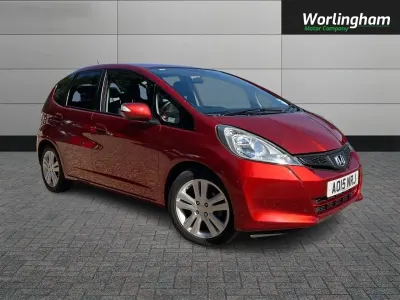 Used Honda Jazz ES 2015 Red Hatchback