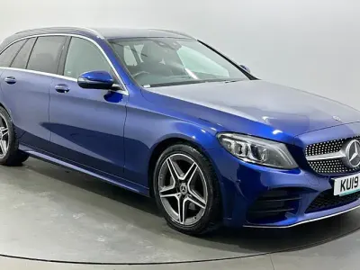 Begagnad Mercedes C220 AMG Line Premium 194 HK (142 kW) 2019 Blå Kombi