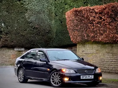 Used Lexus IS200 2005 Black Sedan
