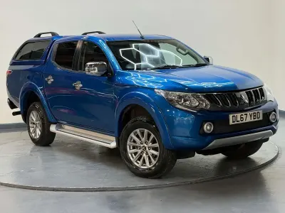 Używany Mitsubishi L200 181 KM (133 kW) 2018 Niebieski Pickup
