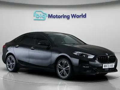 Używany BMW 218 Sport Line 140 KM (102 kW) 2021 Czarny Sedan/Limuzyna