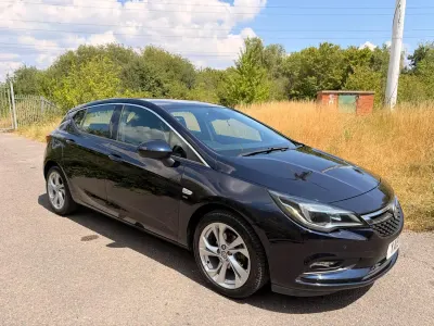 Used Vauxhall Astra SRi 150 HP (110 kW) 2019 Blue Hatchback