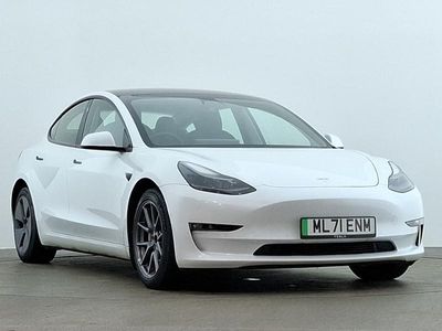 White Used 2021 Tesla Model 3 Long Range AWD Sedan | £18,298 (A bit pricey)