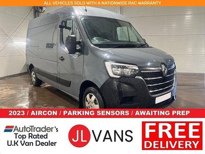 Used Renault Master Business 135 HP (99 kW) 2023 Grey MPV