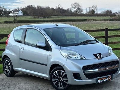 Silver Used 2011 Peugeot 107 Hatchback | £3,450 (Fair price)