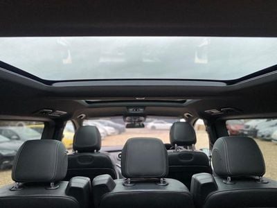 Mercedes V220