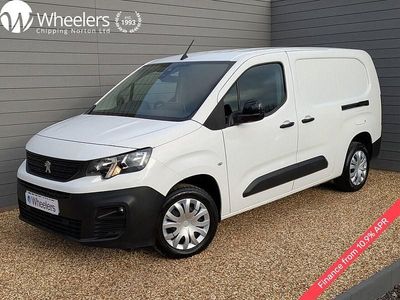 White Used 2022 Peugeot Partner Premium MPV | £11,990 (A bit pricey)