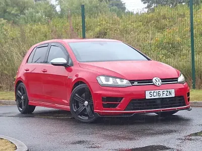 Used VW Golf VII R 300 HP (220 kW) 2016 Red Hatchback