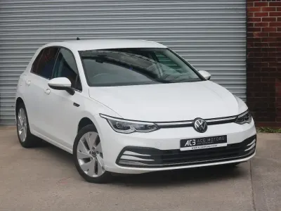 Used VW Golf VIII Style 150 HP (110 kW) 2023 White Hatchback