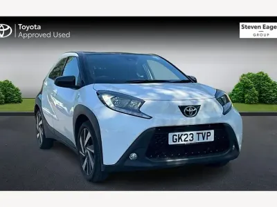 Used Toyota Aygo X 70 HP (51 kW) 2023 White SUV