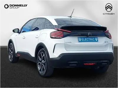 Second-hand Citroën e-C4 Shine 98 kW (134 CP) 2023 Alb Hatchback
