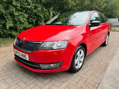 Used Skoda Rapid SE 105 HP (77 kW) 2014 Red Hatchback