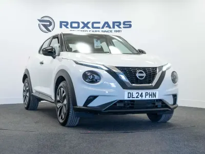 Usado Nissan Juke Acenta Premium 117 HP (86 kW) 2024 Branco SUV