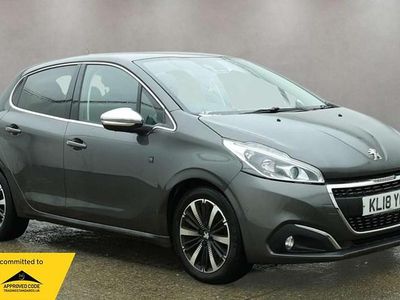 Usado Peugeot 208 S 102 HP (75 kW) 2018 Cinzento Citadino