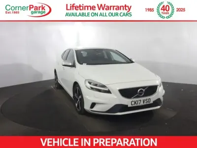 Used Volvo V40 R-Design 2017 White Hatchback