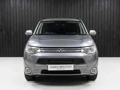 Used Mitsubishi Outlander P-HEV 2014 Grey SUV