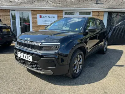 Usado Jeep Avenger Longitude 100 HP (73 kW) 2025 Preto SUV