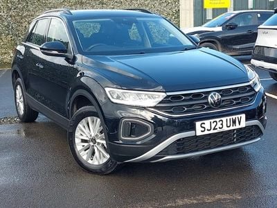 Used VW T-Roc Life 150 HP (110 kW) 2023 Black SUV