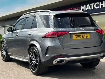 Begagnad Mercedes A200 Executive 2018 Röd Halvkombi