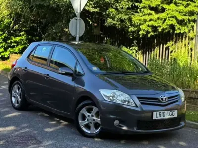 Used Toyota Auris