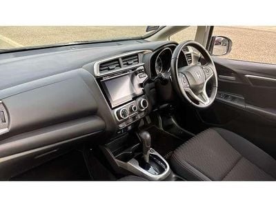 Used Honda Jazz Sport 131 HP (96 kW) 2019 White Hatchback