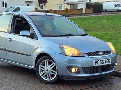 Blue Used 2006 Ford Fiesta Ghia Hatchback | £1,495 (Good price)