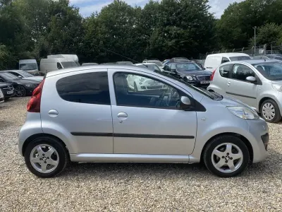 Used Peugeot 107 Allure 2013 Silver Hatchback