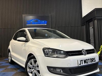 Used VW Polo Match 60 HP (44 kW) 2012 White Hatchback