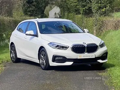 Usado BMW 118 Performance 2020 Blanco Utilitario