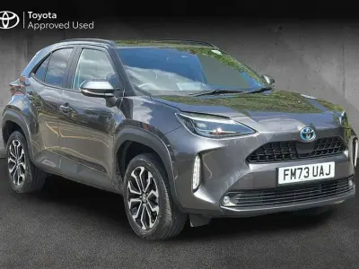 Used Toyota Yaris Cross Design 116 HP (85 kW) 2023 Grey SUV