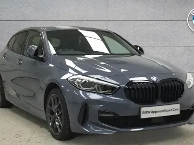 Używany BMW 118 M Sport 134 KM (98 kW) 2023 Szary Hatchback