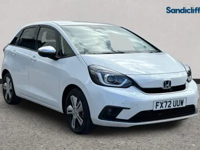 Used Honda Jazz Hybrid 109 HP (80 kW) 2022 White Hatchback