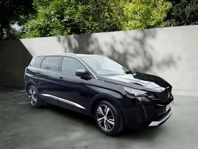 Used Peugeot 5008 Allure 130 HP (95 kW) 2021 Black SUV