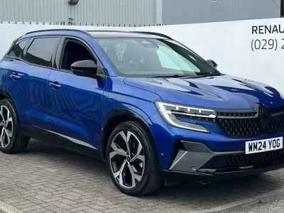Used Renault Austral Iconic Esprit Alpine 200 HP (147 kW) 2024 Blue  SUV
