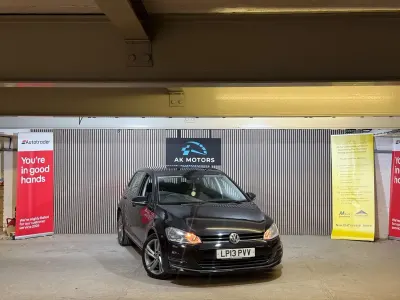 Used VW Golf VII S 105 HP (77 kW) 2013 Black Hatchback