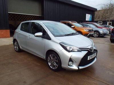 Silver Used 2015 Toyota Yaris Hatchback | £6,995 (Fair price)