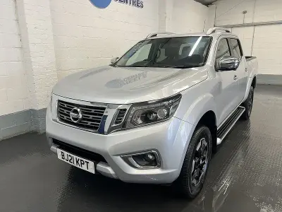 Used Nissan Navara Tekna 190 HP (139 kW) 2021 Silver Pickup