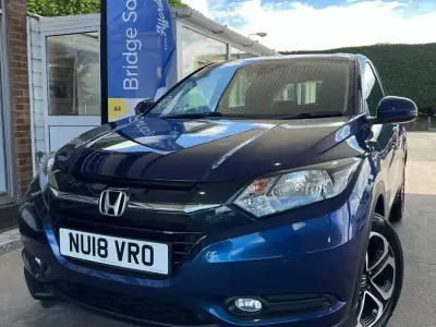 Used Honda HR-V SE 130 HP (95 kW) 2018 Morpho blue SUV