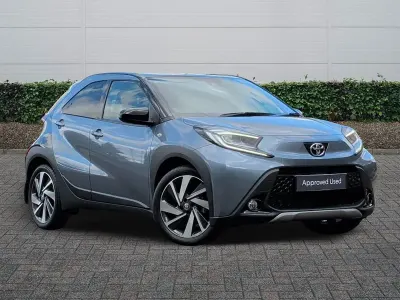 Used Toyota Aygo X 72 HP (52 kW) 2024 Grey SUV