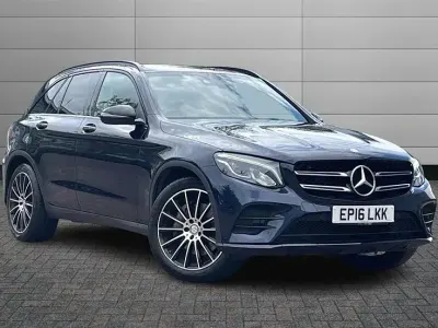 Usado Mercedes GLC250 AMG Line Premium 204 HP (150 kW) 2016 Azul Carrinha