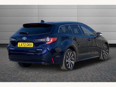 Used Toyota Corolla Design 140 HP (102 kW) 2023 Obsidian blue Estate