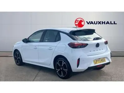 Used Vauxhall Corsa Design Edition 99 HP (72 kW) 2023 Crystal silver Hatchback